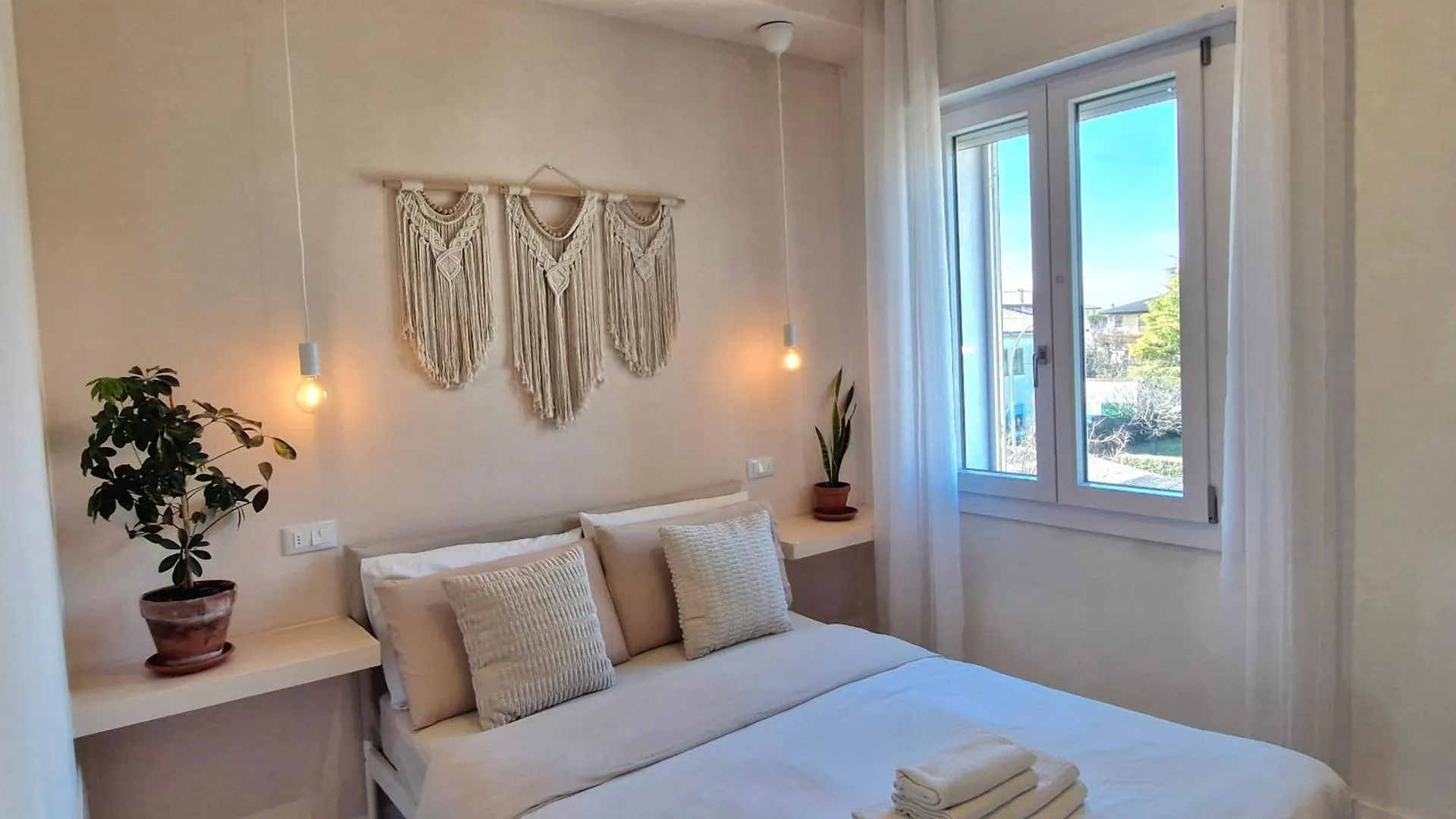 Stazione Rooms كوارتو دالتينو